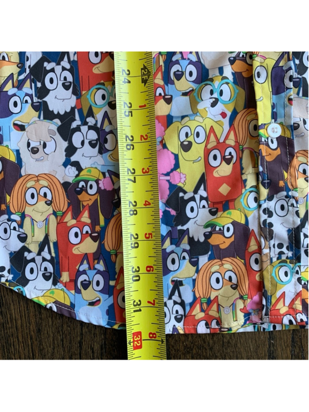 RSVLTS x Bluey Shirt Size XL Primary Pals Print Short Sleeve Kunuflex Stretche - Picture 4 of 12